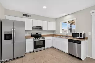 5709 S Roberts Rd, Tempe, AZ 85283 - Photo 29