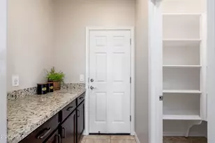 31070 N 138th Ave, Peoria, AZ 85383 - Photo 17