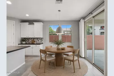 1942 S Sycamore Place, Chandler, AZ 85286 - Photo 9