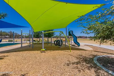 18152 W Paradise Lane, Surprise, AZ 85388 - Photo 45