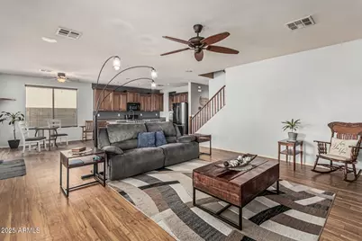 18152 W Paradise Lane, Surprise, AZ 85388 - Photo 11