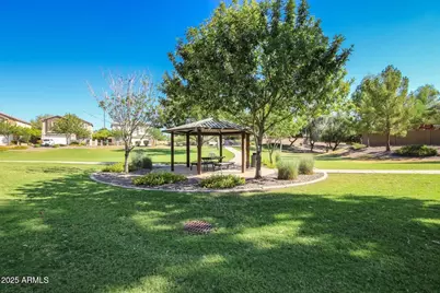 18152 W Paradise Lane, Surprise, AZ 85388 - Photo 49