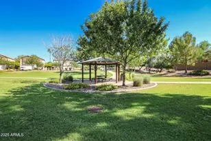 18152 W Paradise Ln, Surprise, AZ 85388 - Photo 49