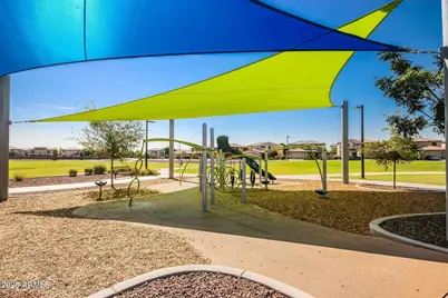 18152 W Paradise Lane, Surprise, AZ 85388 - Photo 51