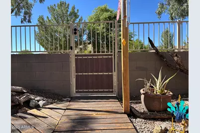 18152 W Paradise Lane, Surprise, AZ 85388 - Photo 39
