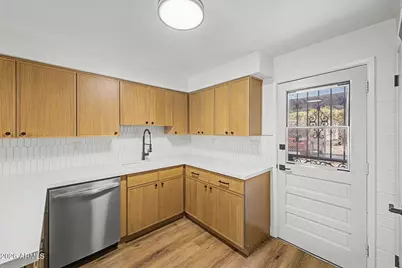 3505 E Campbell Avenue #8, Phoenix, AZ 85018 - Photo 15