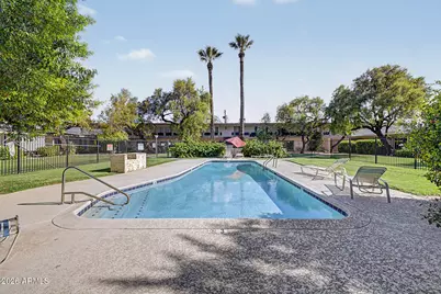 3505 E Campbell Avenue #8, Phoenix, AZ 85018 - Photo 3