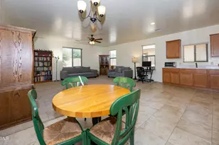 1898 Oak Winds Dr, Sierra Vista, AZ 85635 - Photo 17