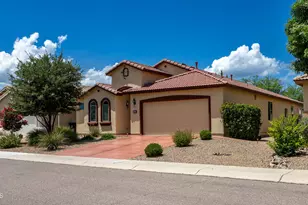 1898 Oak Winds Dr, Sierra Vista, AZ 85635 - Photo 1