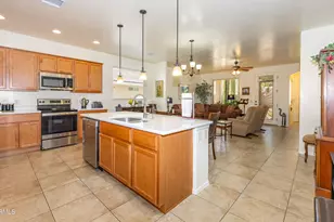 1898 Oak Winds Dr, Sierra Vista, AZ 85635 - Photo 5