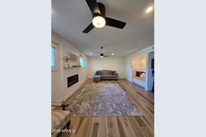 4201 W Waltann Lane, Phoenix, AZ 85053 - Photo 11