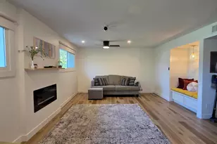 4201 W Waltann Ln, Phoenix, AZ 85053 - Photo 11