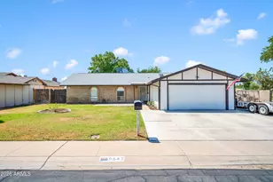 5647 W Vogel Ave, Glendale, AZ 85302 - Photo 1