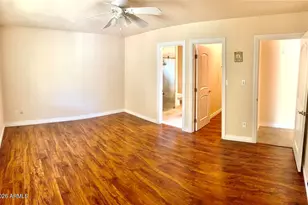 15611 N 57th Ln, Glendale, AZ 85306 - Photo 9