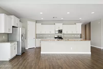 26009 N 137th Lane, Peoria, AZ 85383 - Photo 11