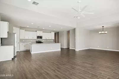 26009 N 137th Lane, Peoria, AZ 85383 - Photo 7
