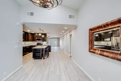 3157 E Hazelwood Street, Phoenix, AZ 85016 - Photo 3