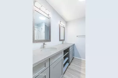 3157 E Hazelwood Street, Phoenix, AZ 85016 - Photo 11