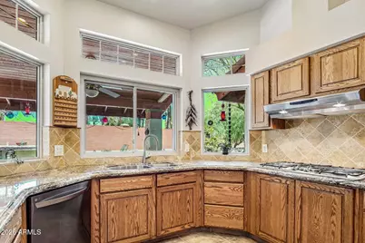 618 N La Loma Avenue, Litchfield Park, AZ 85340 - Photo 17