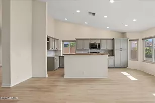13329 N 94th Pl, Scottsdale, AZ 85260 - Photo 11