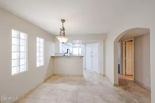 3235 E Camelback Rd, Phoenix, AZ 85018 - Photo 13