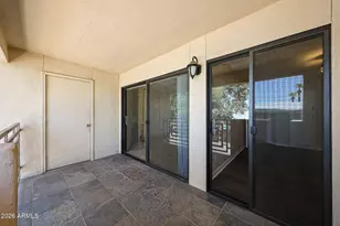3235 E Camelback Rd, Phoenix, AZ 85018 - Photo 27