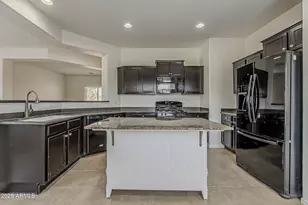 7324 W Candlewood Way, Florence, AZ 85132 - Photo 17