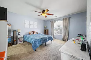 11426 W Madisen Ellise Dr, Surprise, AZ 85378 - Photo 17