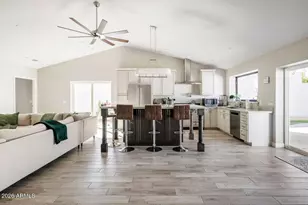 3037 E Clarendon Ave, Phoenix, AZ 85016 - Photo 5