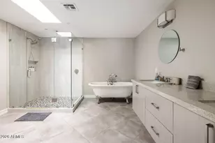 3037 E Clarendon Ave, Phoenix, AZ 85016 - Photo 11