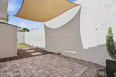3037 E Clarendon Avenue, Phoenix, AZ 85016 - Photo 41