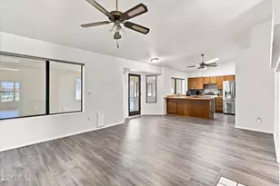 6723 E Ivyglen St, Mesa, AZ 85205 - Photo 7
