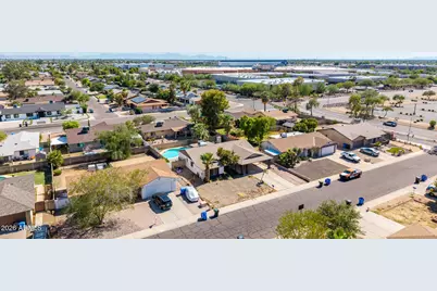 2233 W Sequoia Drive, Phoenix, AZ 85027 - Photo 33