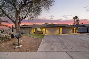 16310 N 36th Dr, Phoenix, AZ 85053 - Photo 1