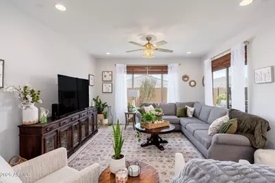 1830 W Zinc Way, San Tan Valley, AZ 85144 - Photo 3