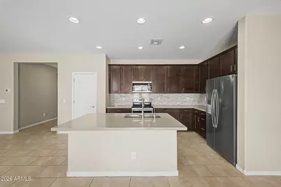 1572 E Luna Blanca Way, San Tan Valley, AZ 85140 - Photo 9