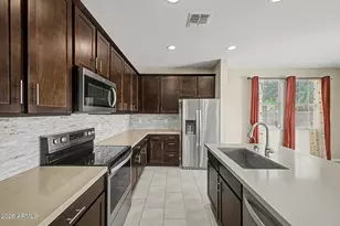 1572 E Luna Blanca Way, San Tan Valley, AZ 85140 - Photo 11