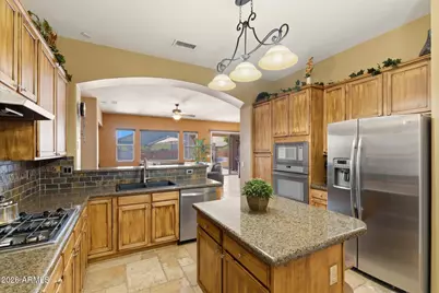 4821 E Kirkland Road, Phoenix, AZ 85054 - Photo 11