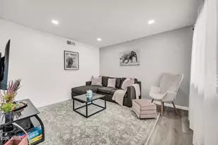 3511 E Baseline Rd, Phoenix, AZ 85042 - Photo 11