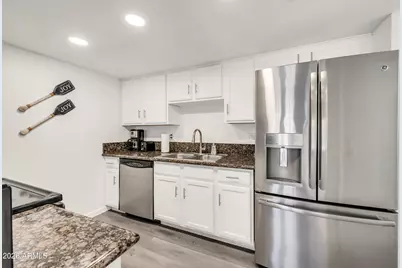 3511 E Baseline Road #1154, Phoenix, AZ 85042 - Photo 17