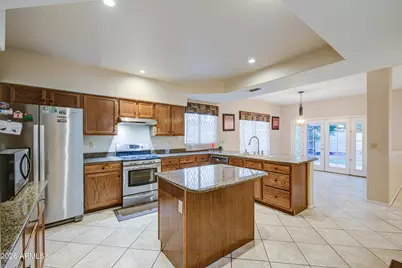 11410 W Crimson Lane, Avondale, AZ 85392 - Photo 7