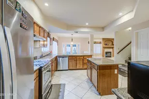 11410 W Crimson Ln, Avondale, AZ 85392 - Photo 9