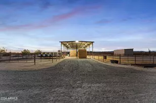 37062 N 207th Ave, Morristown, AZ 85342 - Photo 35