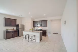 43833 W Yucca Ln, Maricopa, AZ 85138 - Photo 3