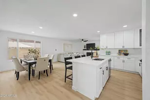 5343 S Hazelton Ln, Tempe, AZ 85283 - Photo 9