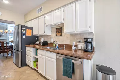110 W Tam Oshanter Drive W, Phoenix, AZ 85023 - Photo 7