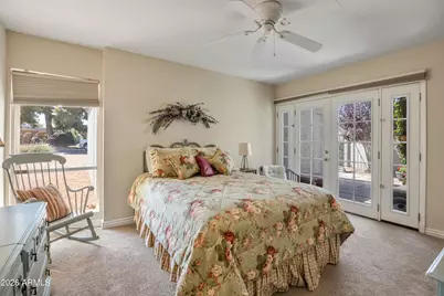 110 W Tam Oshanter Drive W, Phoenix, AZ 85023 - Photo 15
