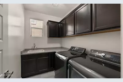3393 E Penedes Drive, Gilbert, AZ 85298 - Photo 9