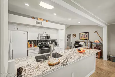 13909 W Springdale Drive, Sun City West, AZ 85375 - Photo 5