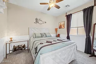 5727 S Hemet St, Gilbert, AZ 85298 - Photo 15